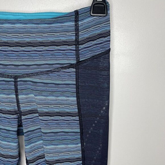 LULULEMON Womens Stop At Nothing Crop Leggings Sz 4 Turquoise Black Logo - Picture 2 of 9